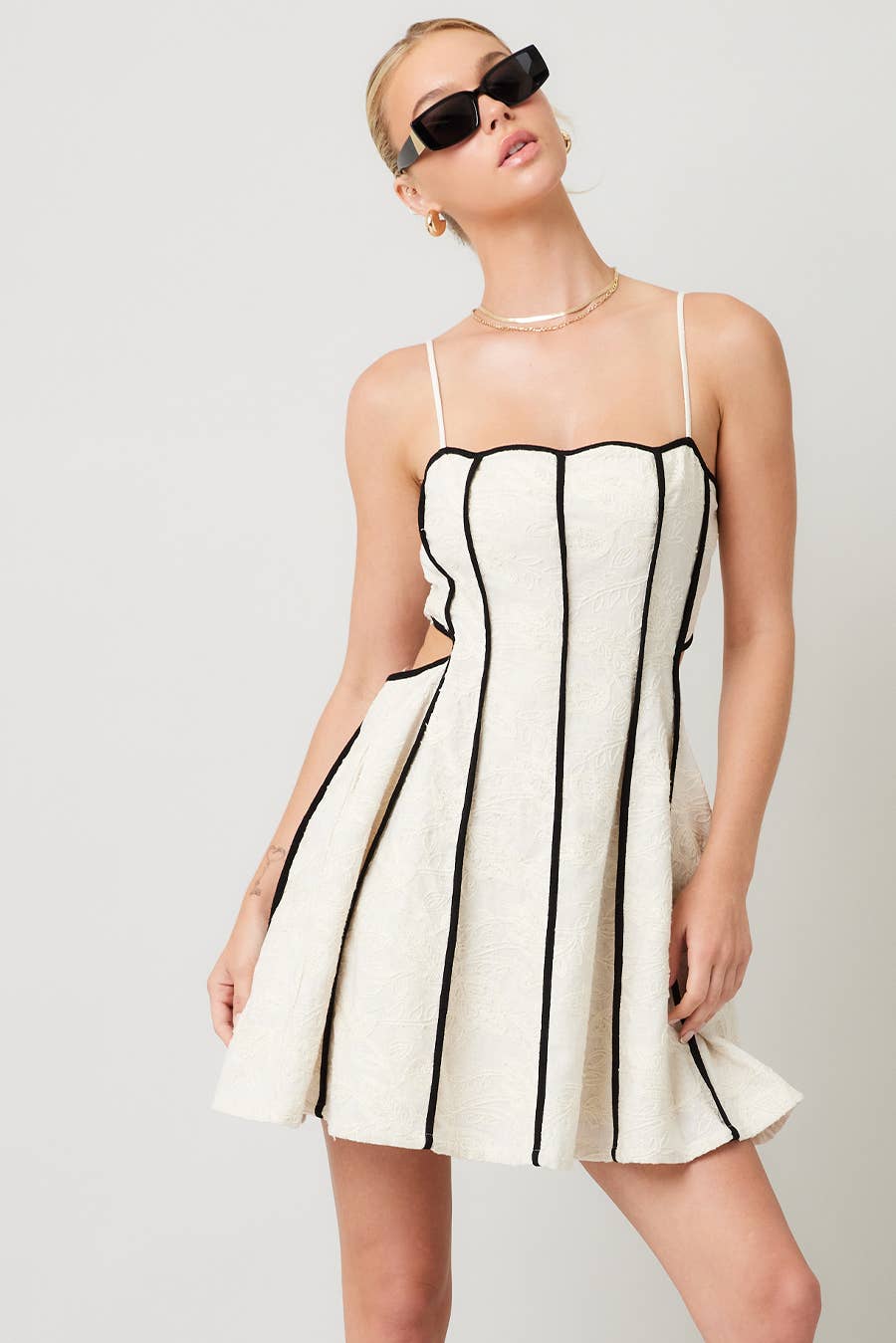 Embroidery Cut Out Back Dress
