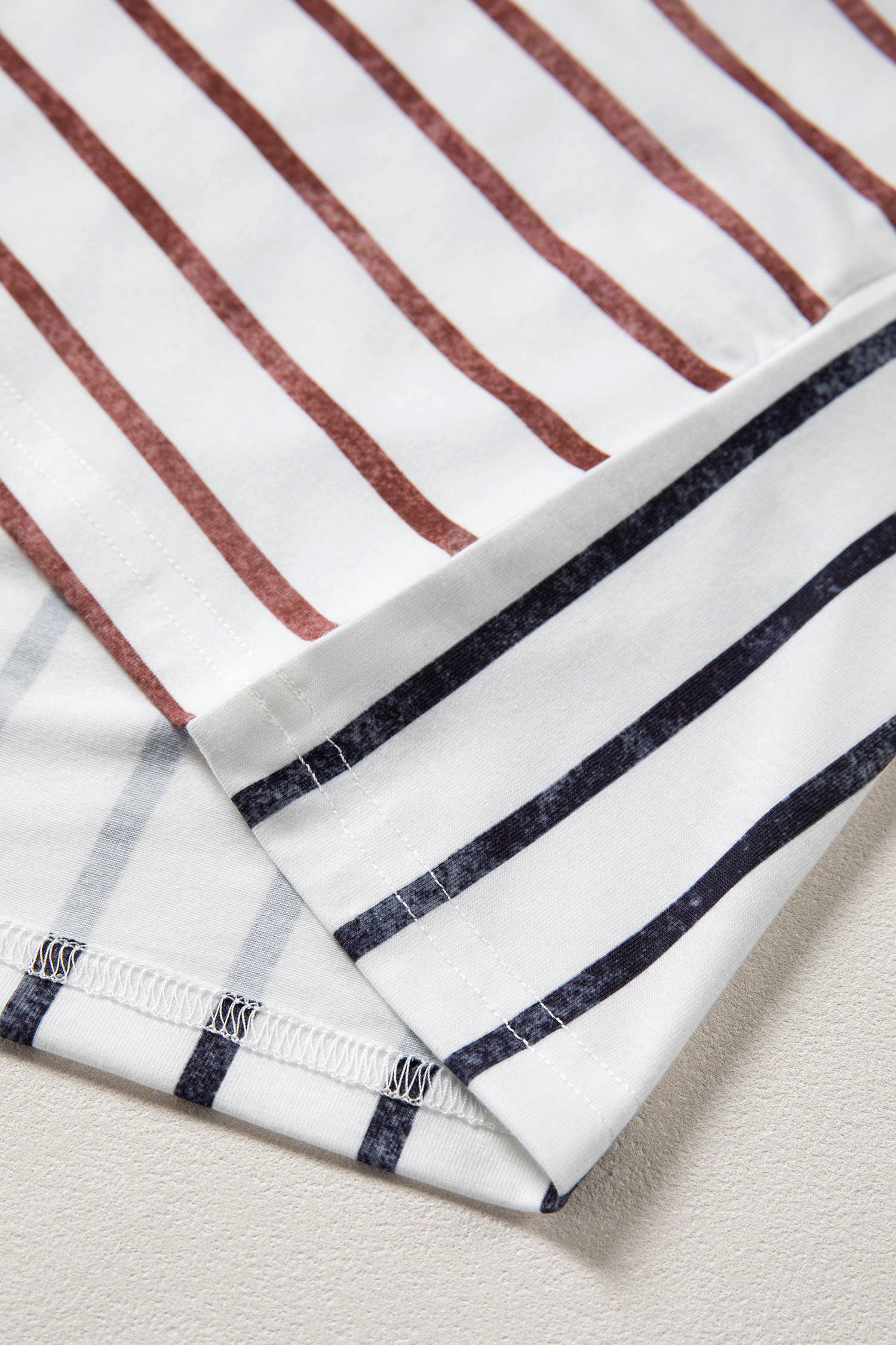 Stripe Colorblock 3/4 Sleeve Loose T Shirt (S-XL)